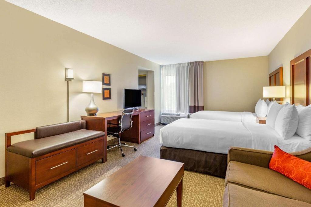 Comfort Inn Quantico Stafford Buitenkant foto